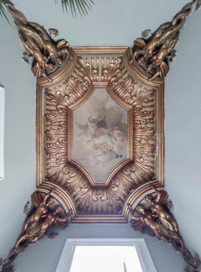 Casa Celeste Aida Наполи Екстериор снимка